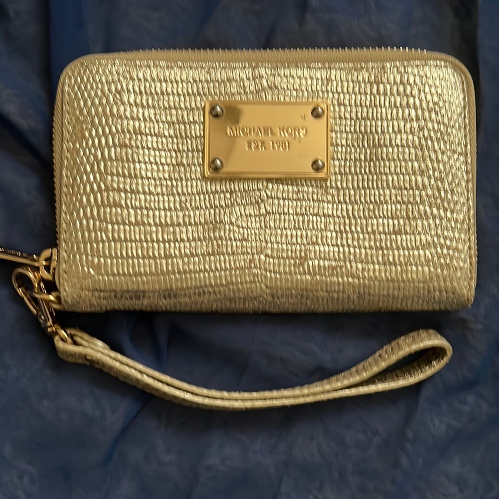 Michael Kors Wristlet